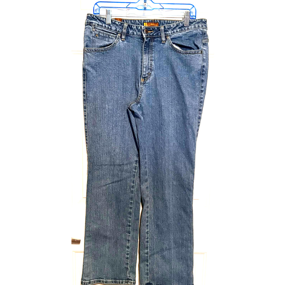 Wrangler Women's Aura Jeans Find Your Aura 28" Inseam x 16" Waist x 10 1/2" Rise